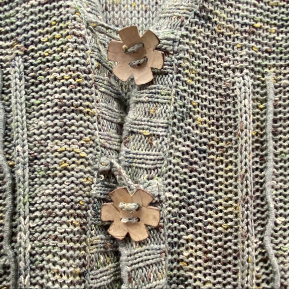 BCBGMaxAzria Boho Scalloped Edge Button Front Knit Cardigan Wood FlowerButton S - Picture 8 of 16